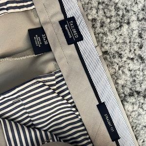 Straight fit GAP khakis light gray size 33x30